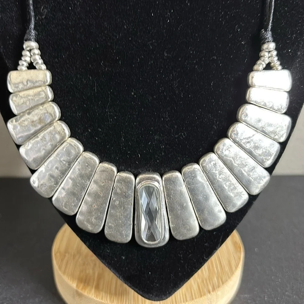 Bella Uno Hammered Silver Tone Pendant Statement Corded Necklace Rhinestone​